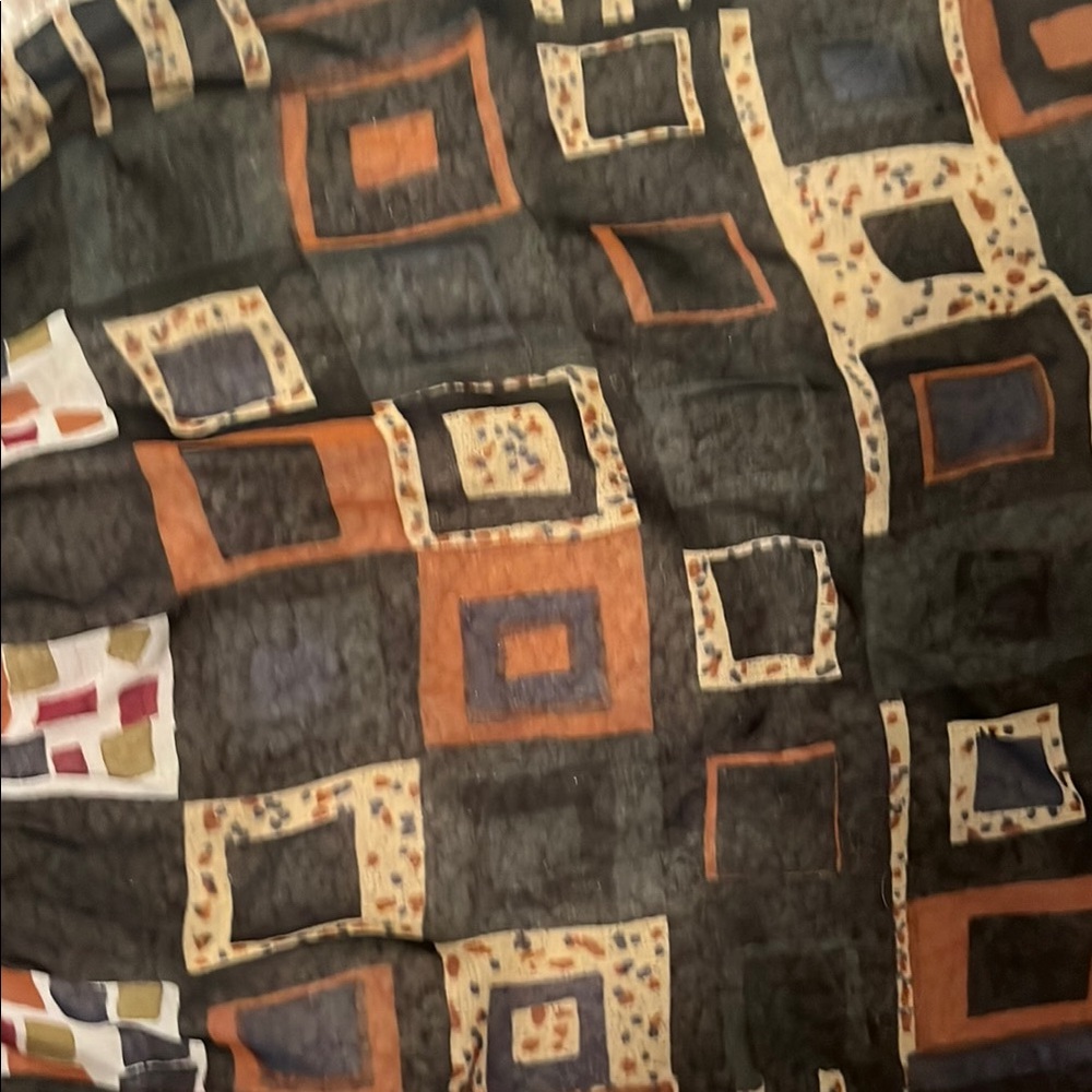 Geometric Patterned Scarf - Picture 7 of 7